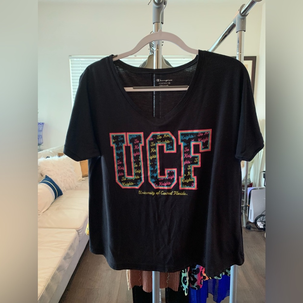 University of Central Florida v-neck tee- XL